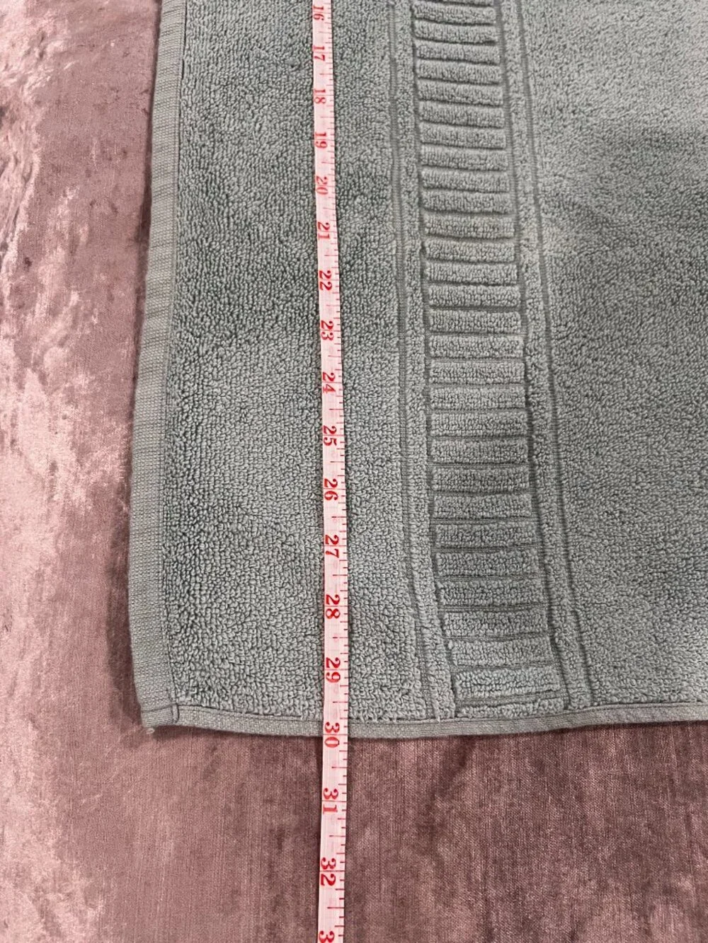 Plush 6-Piece Laura Ashley Lifestyle Towel Set NWOT